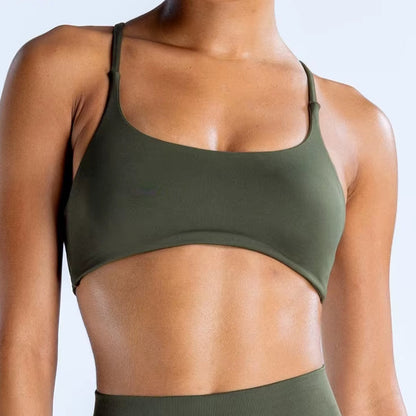 Dynamic Twist Back Sports Bra Women Padded Seamless Yoga Bra Top Medium Support Gym Crop Top Stretchy Fitness Push up Sports Top